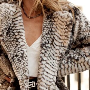 12th Tribe Faux Fur Snake pattern Coat